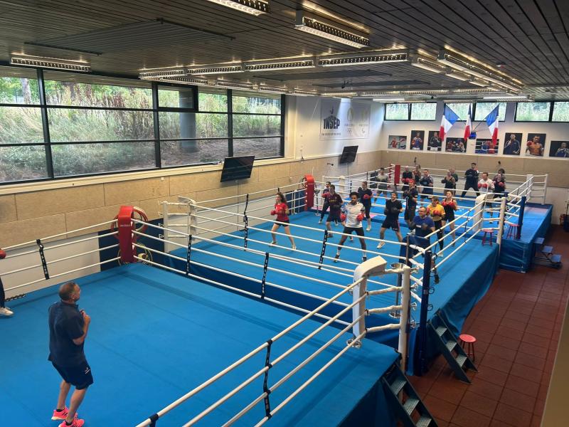 Initiation boxe pour les salariés du COSMOS